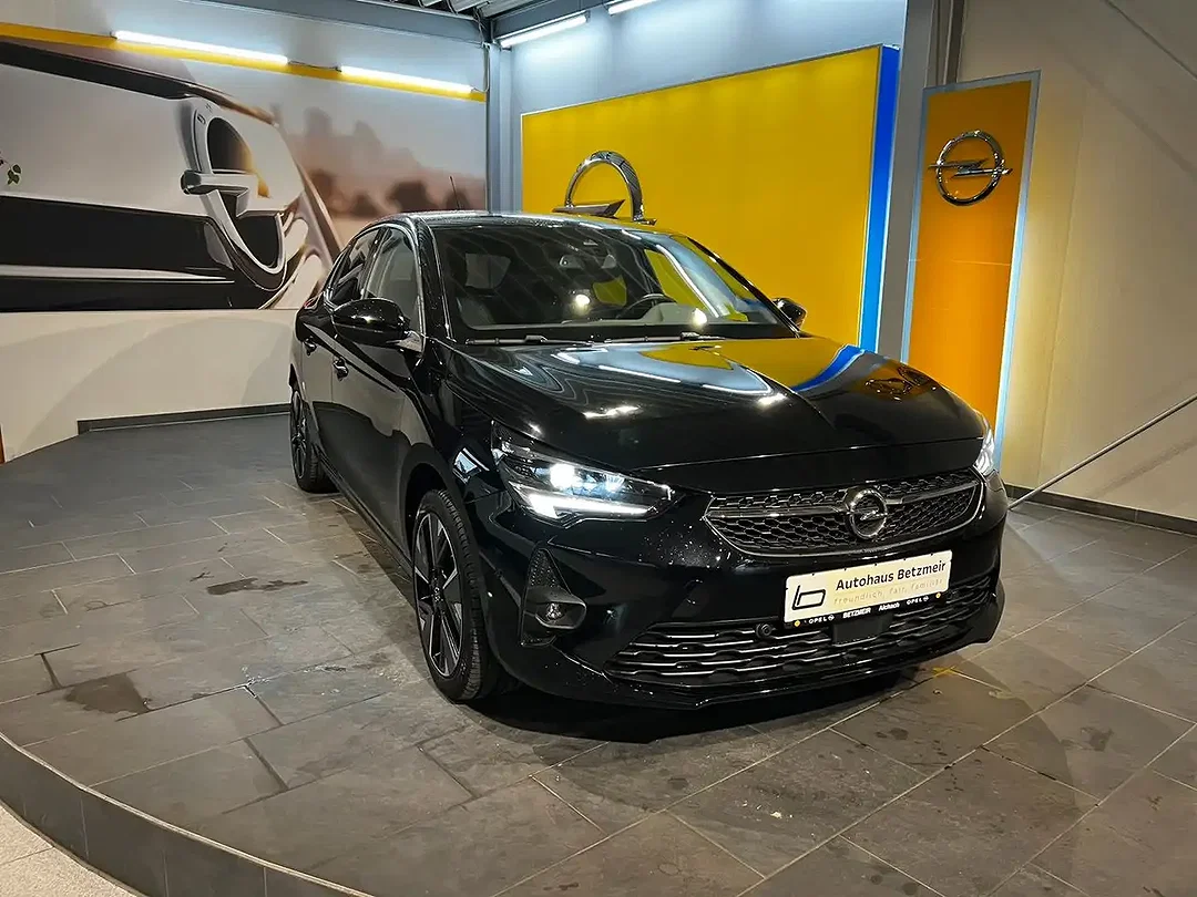Opel Corsa - Afbeelding 1