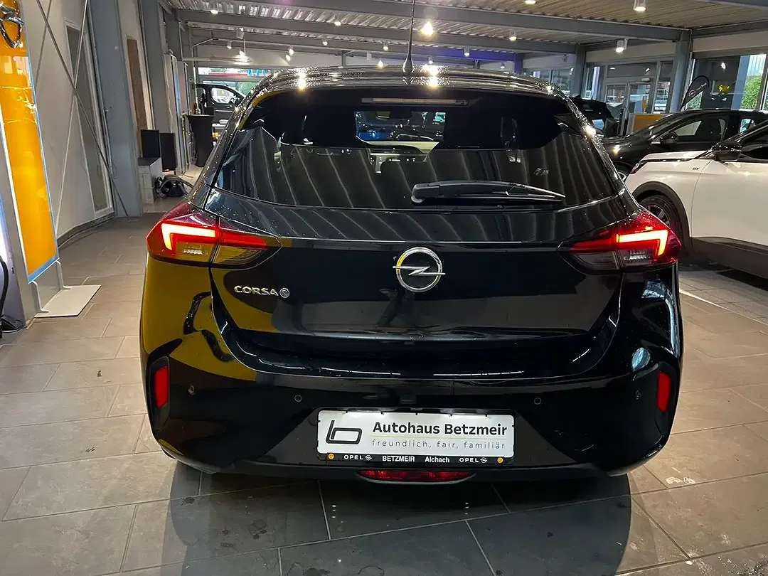 Opel Corsa - Thumbnail 4