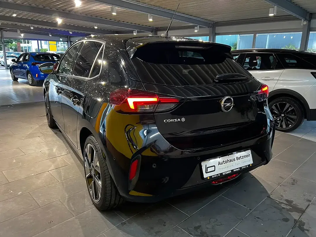 Opel Corsa - Thumbnail 5