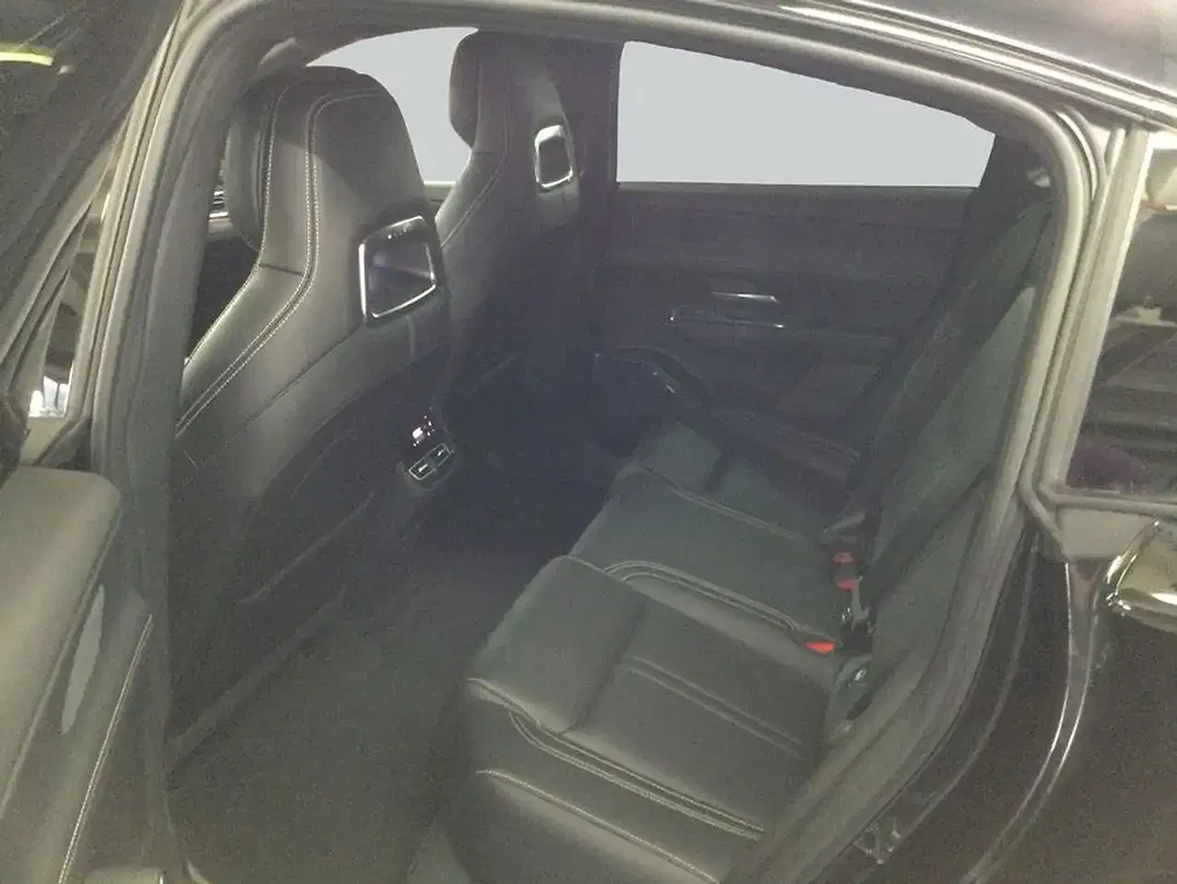 Mazda 6e - Thumbnail 9