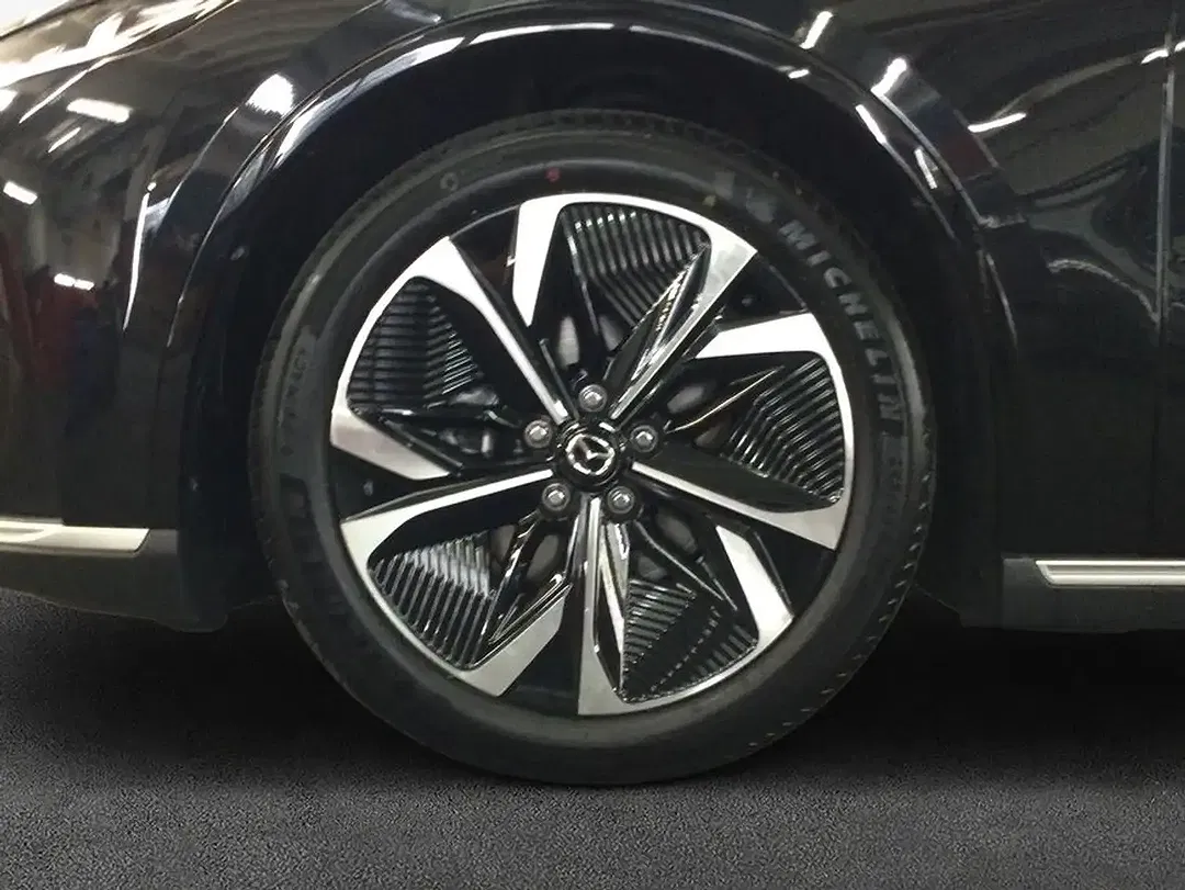 Mazda 6e - Thumbnail 6