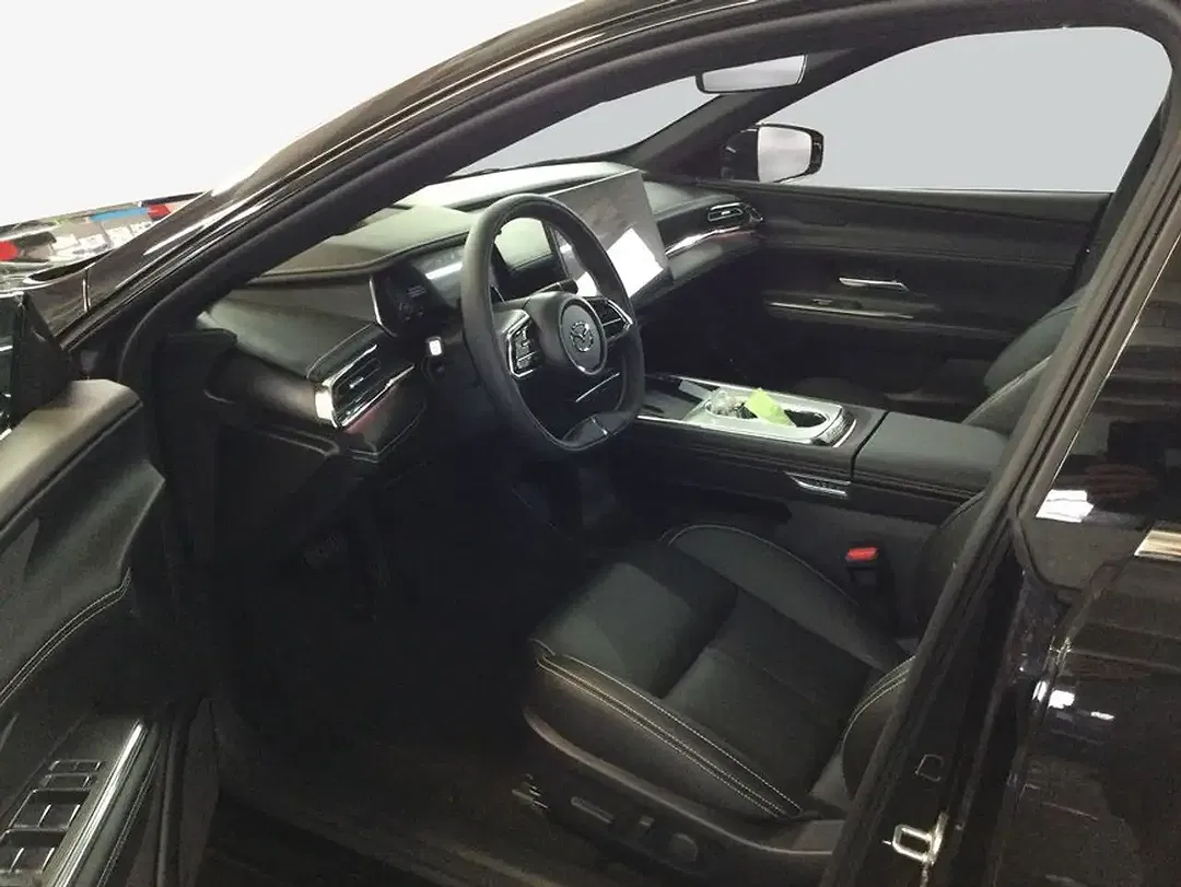 Mazda 6e - Thumbnail 8