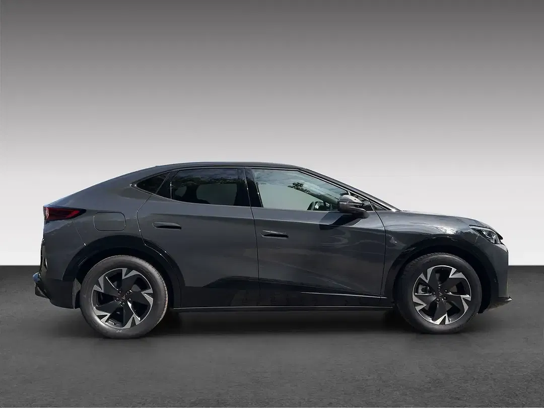 CUPRA Tavascan - Thumbnail 5