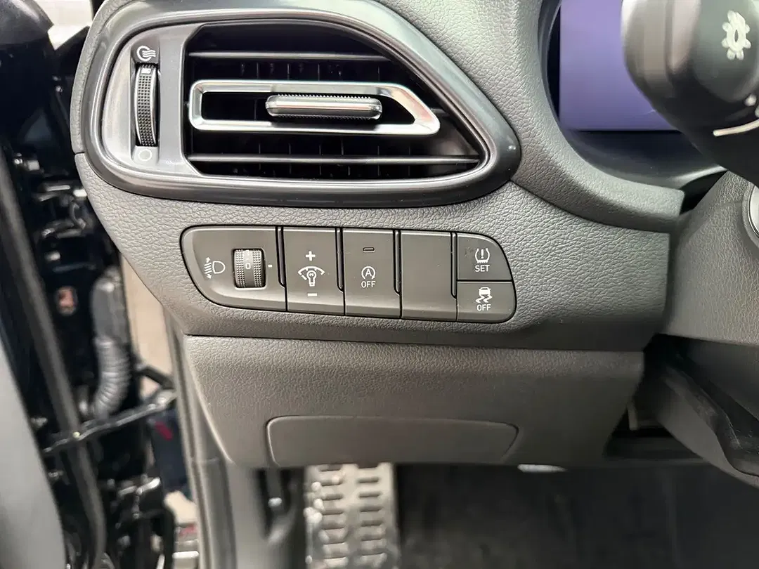 Hyundai i30 - Thumbnail 10