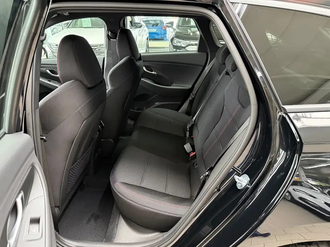 Hyundai i30 - Thumbnail 6