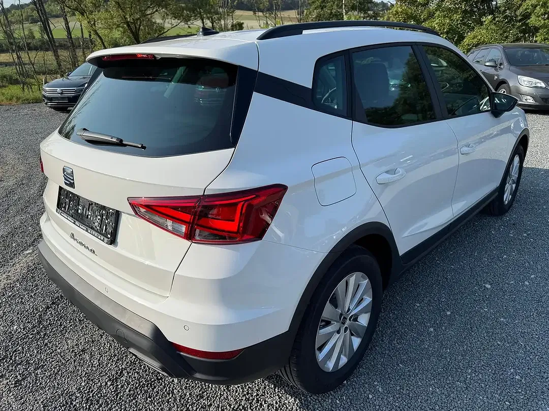 SEAT Arona - Thumbnail 6