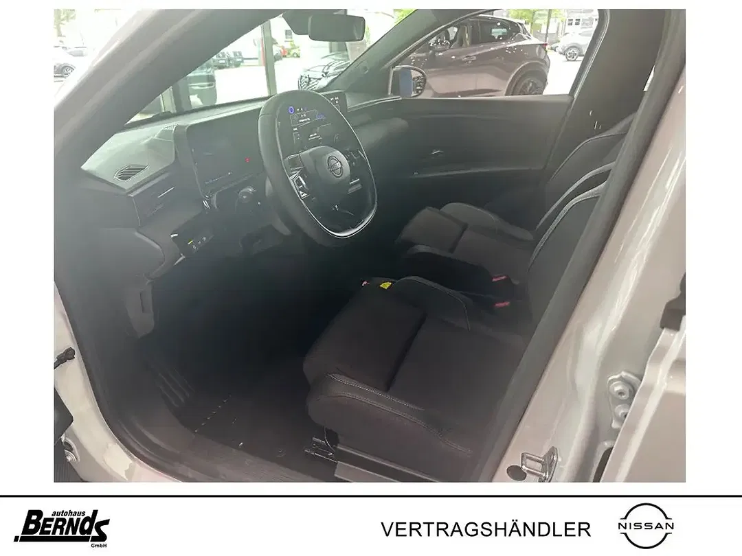 Nissan Micra - Thumbnail 11
