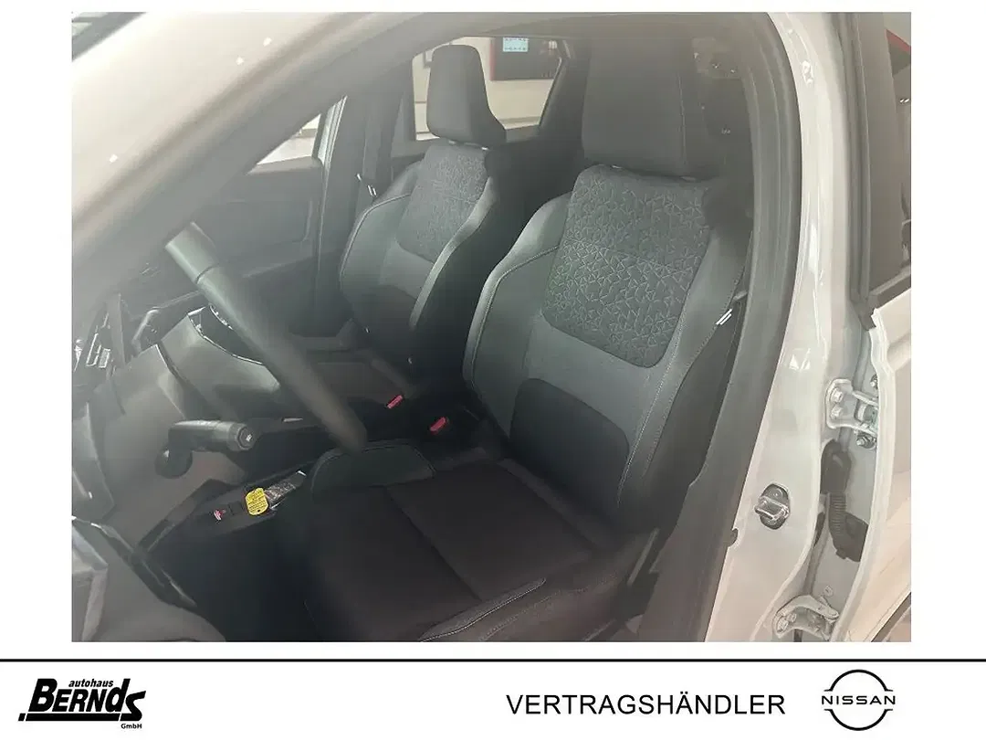 Nissan Micra - Thumbnail 12