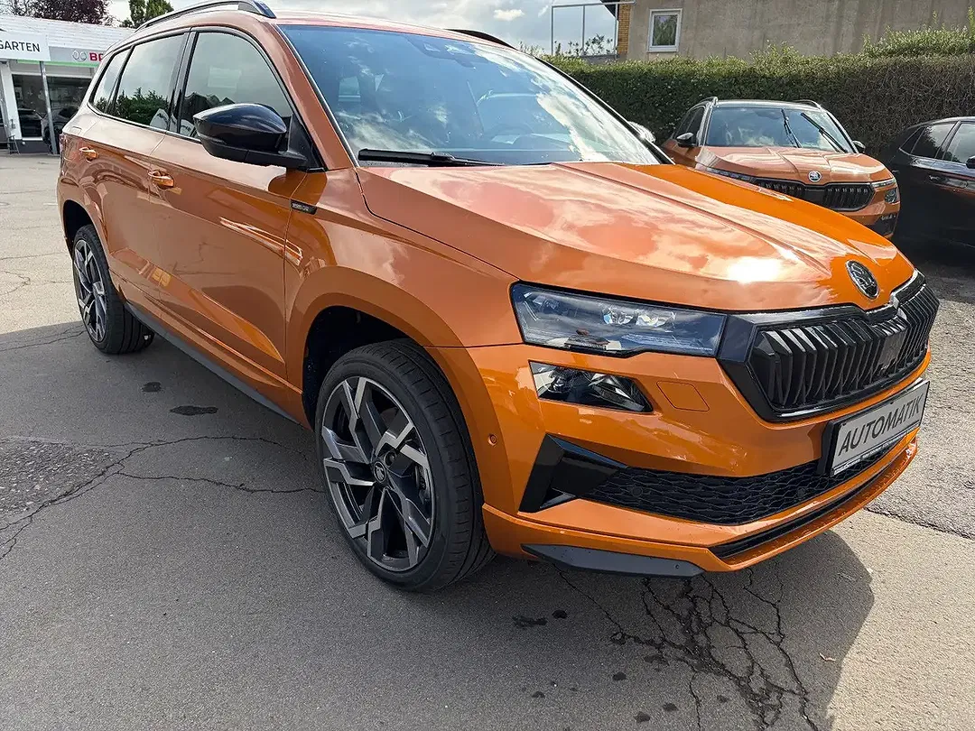 Skoda Karoq - Thumbnail 3
