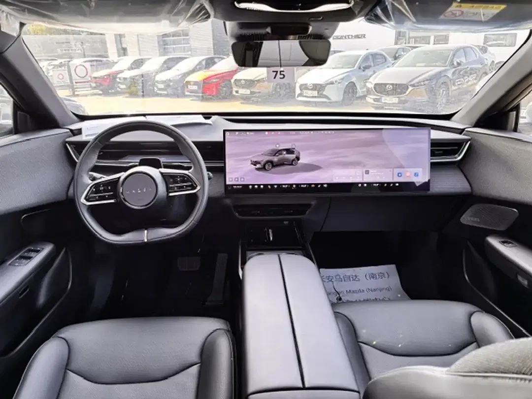 Mazda CX-6e - Thumbnail 14