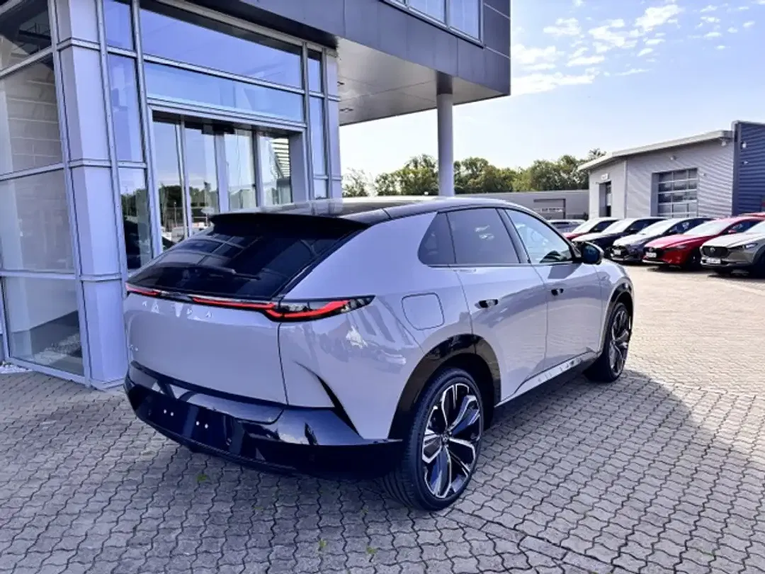 Mazda CX-6e - Thumbnail 6