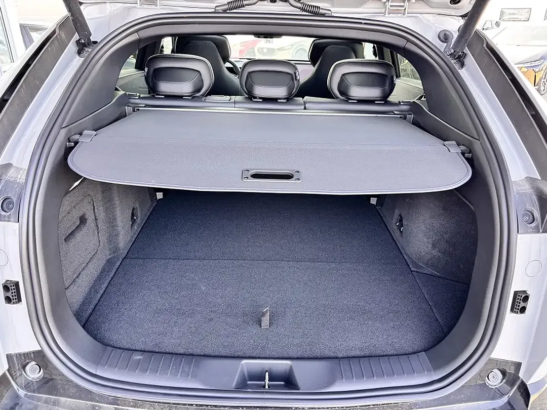 Mazda CX-6e - Thumbnail 9