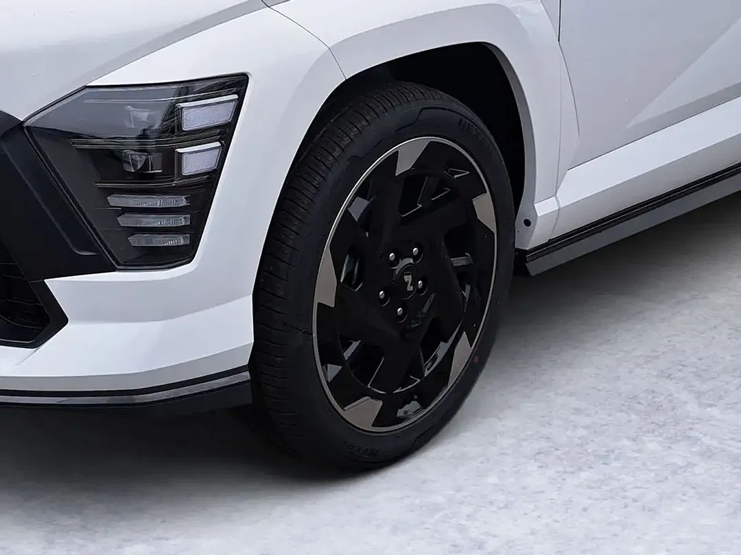 Hyundai KONA - Thumbnail 5