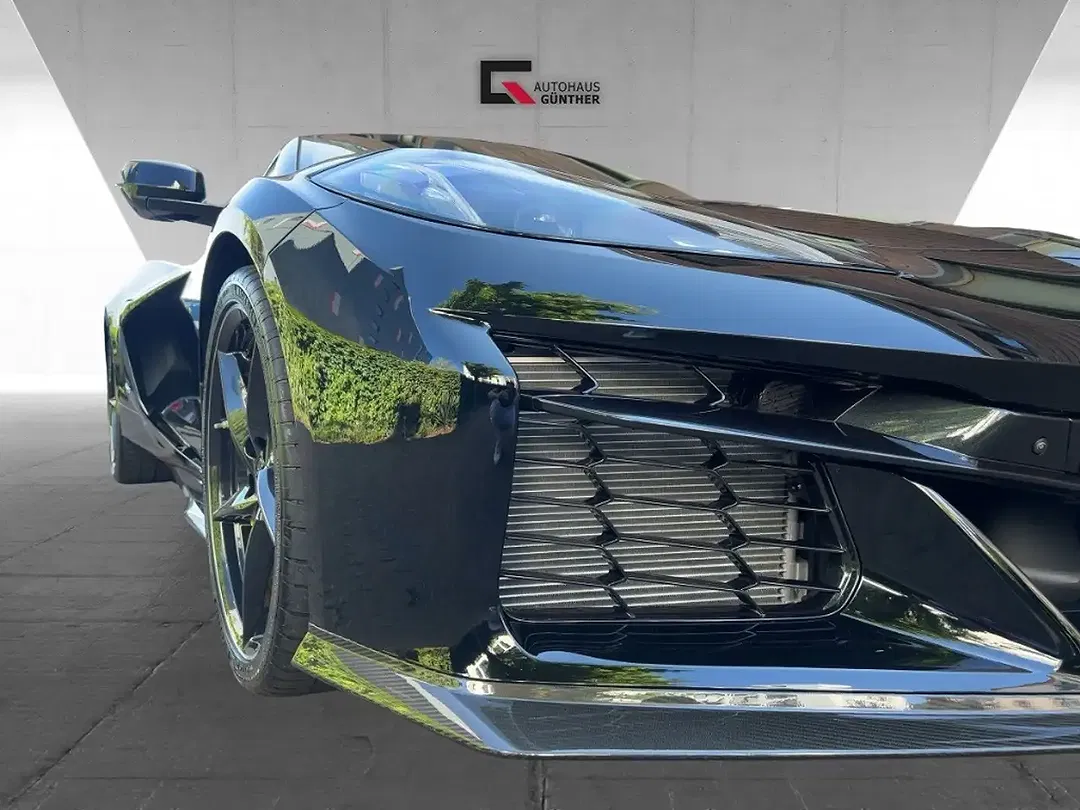 Corvette C8 - Thumbnail 14