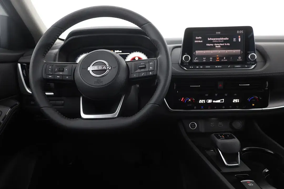 Nissan X-Trail - Thumbnail 9