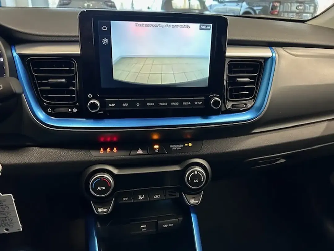 Kia Stonic - Thumbnail 6