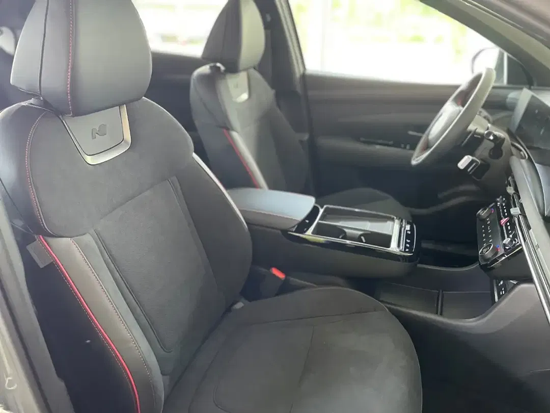 Hyundai TUCSON - Thumbnail 9