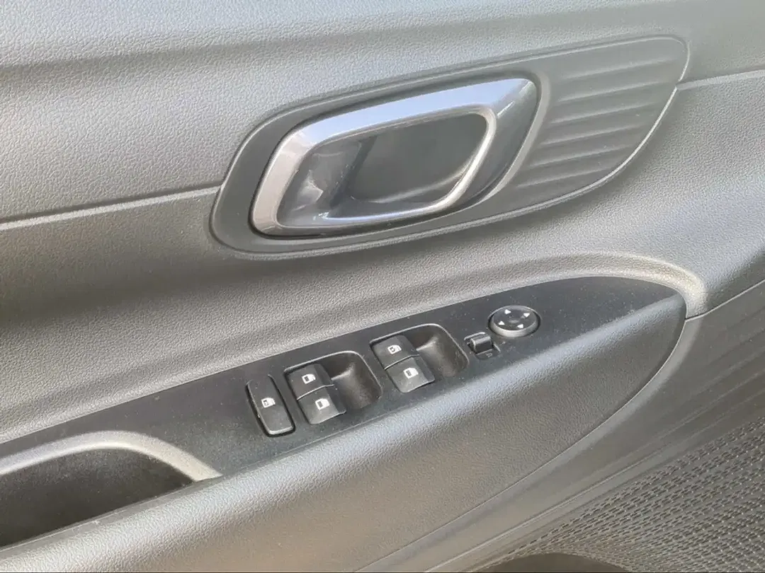Hyundai i20 - Thumbnail 14