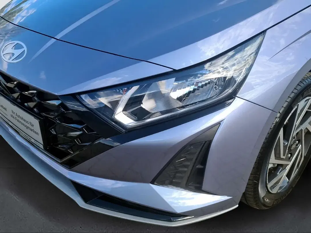 Hyundai i20 - Thumbnail 9
