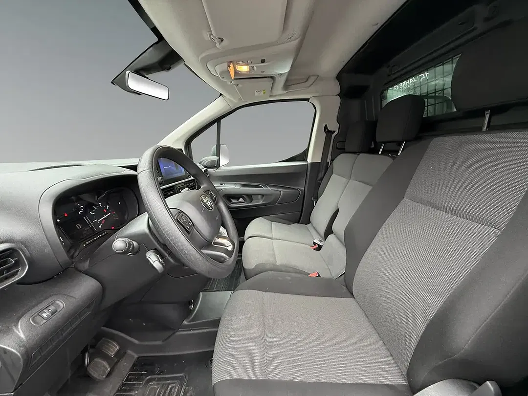 Toyota Proace City - Thumbnail 8