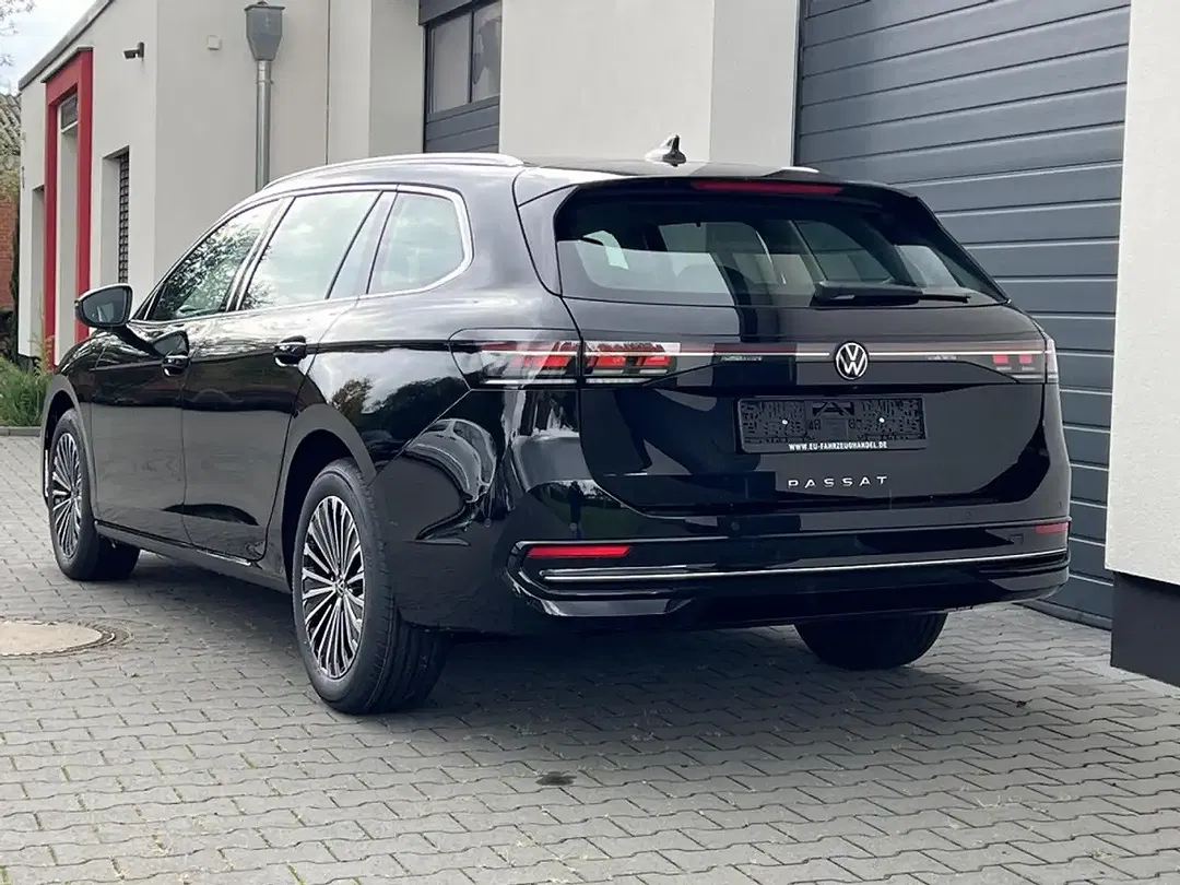 Volkswagen Passat Variant - Thumbnail 4