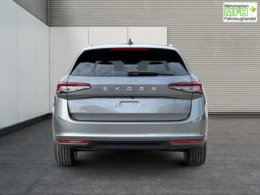Skoda Superb - Thumbnail 4