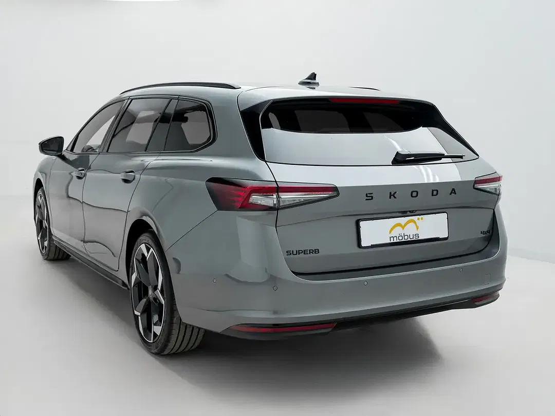 Skoda Superb - Thumbnail 4