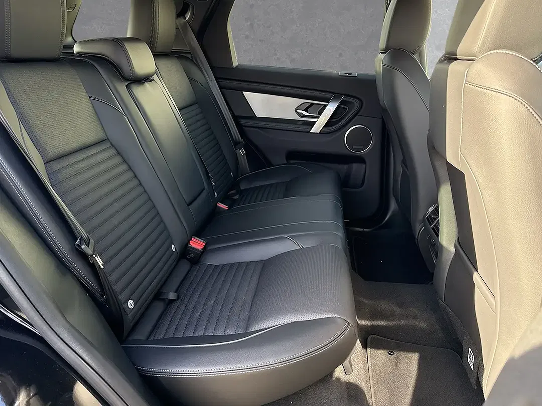 Land Rover Discovery Sport - Thumbnail 5