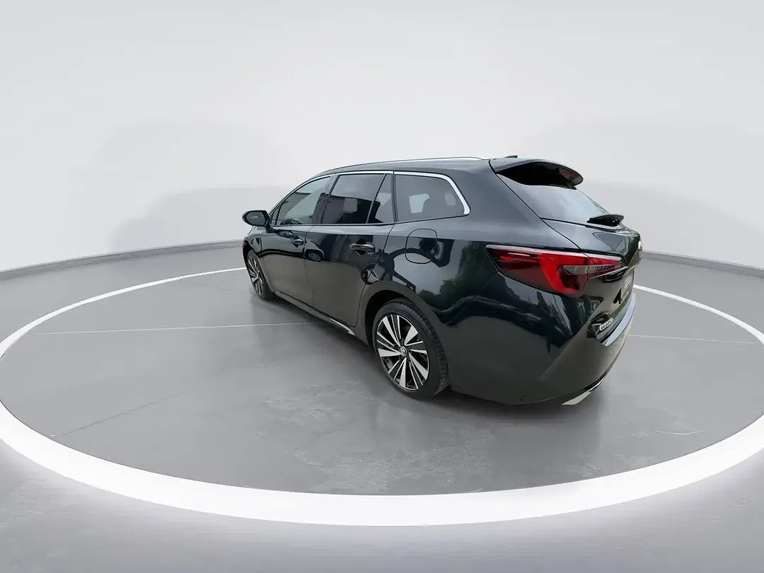 Toyota Corolla - Thumbnail 8