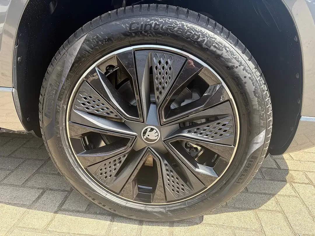 Skoda Karoq - Thumbnail 15