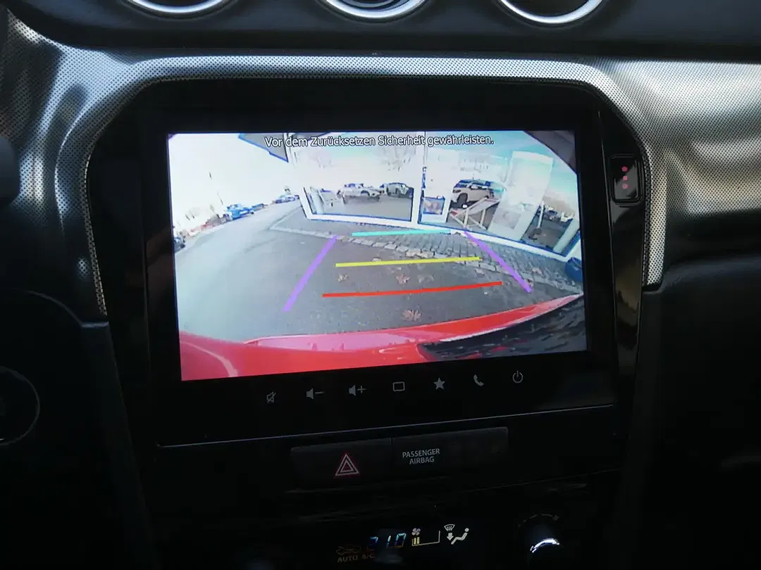 Suzuki Vitara - Thumbnail 14