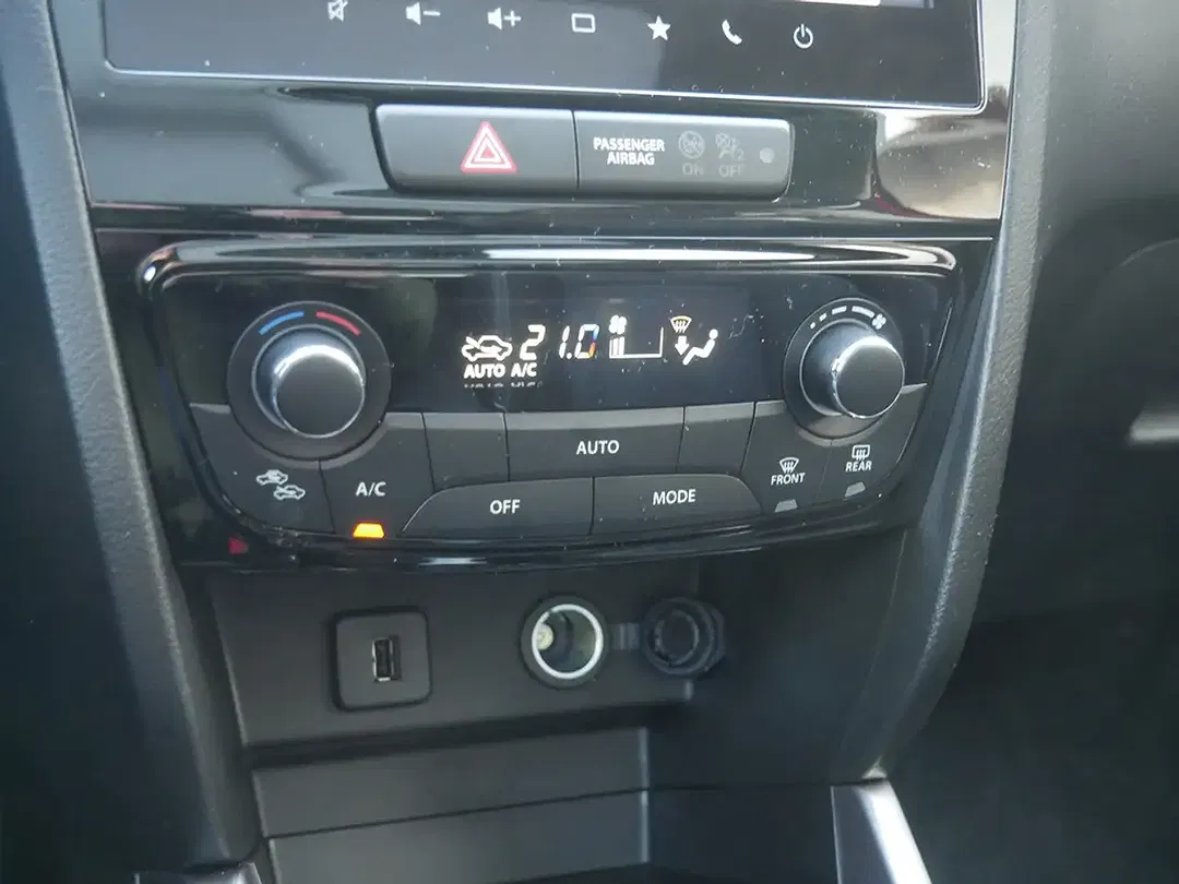 Suzuki Vitara - Thumbnail 15