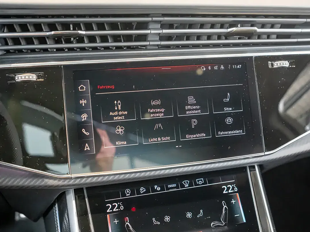 Audi Q7 - Thumbnail 9