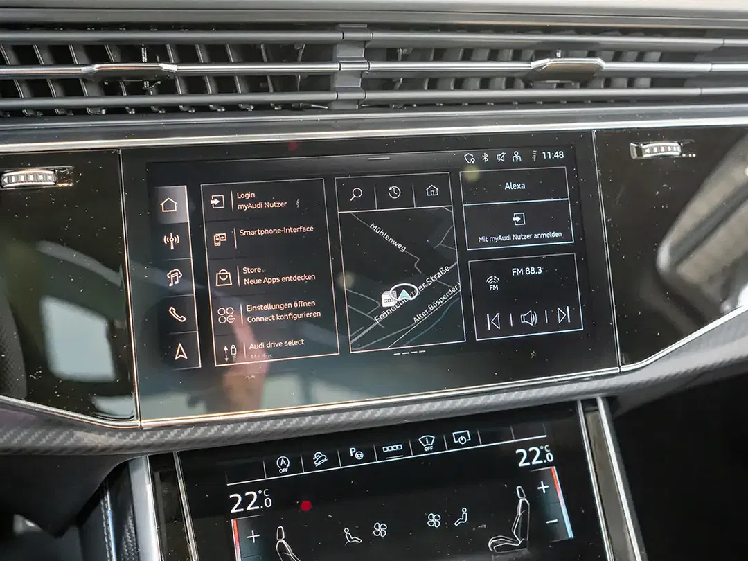 Audi Q7 - Thumbnail 11