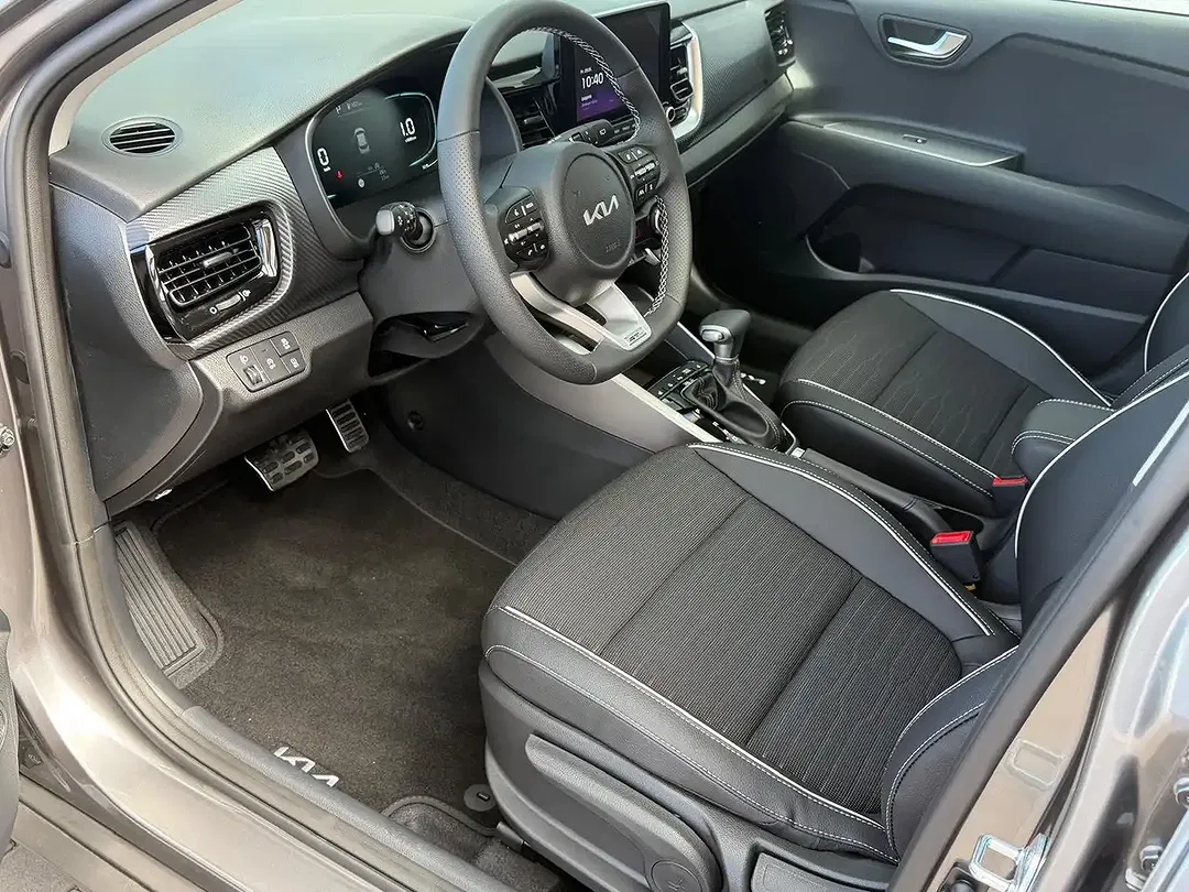Kia Stonic - Thumbnail 8
