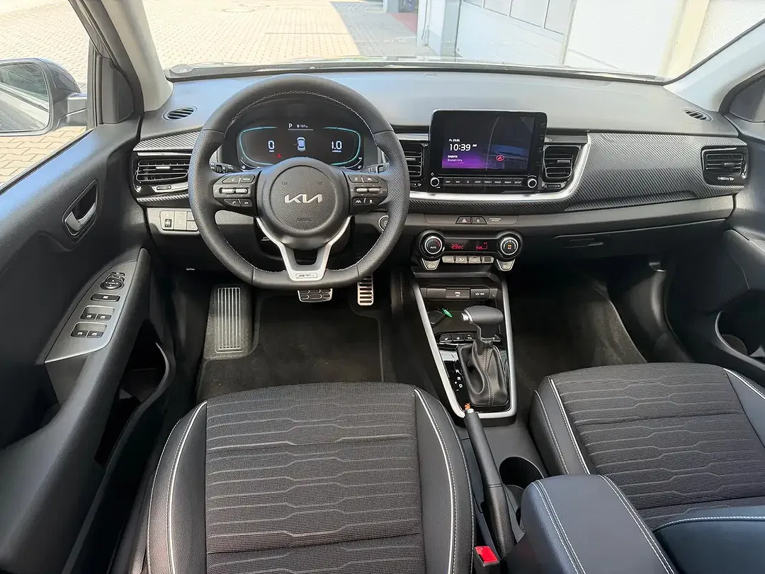 Kia Stonic - Thumbnail 9