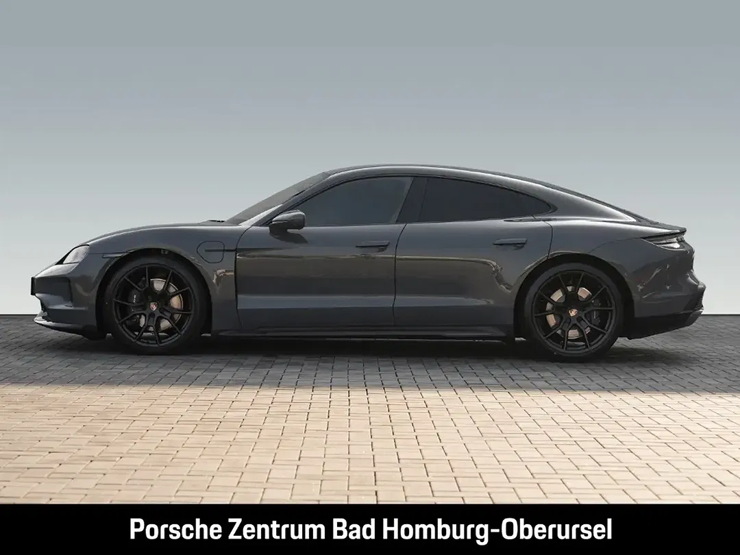 Porsche Taycan - Thumbnail 2