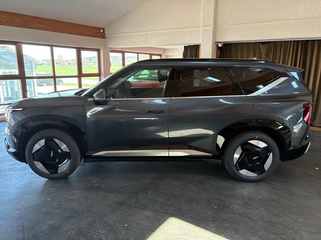 Kia EV5 - Thumbnail 3