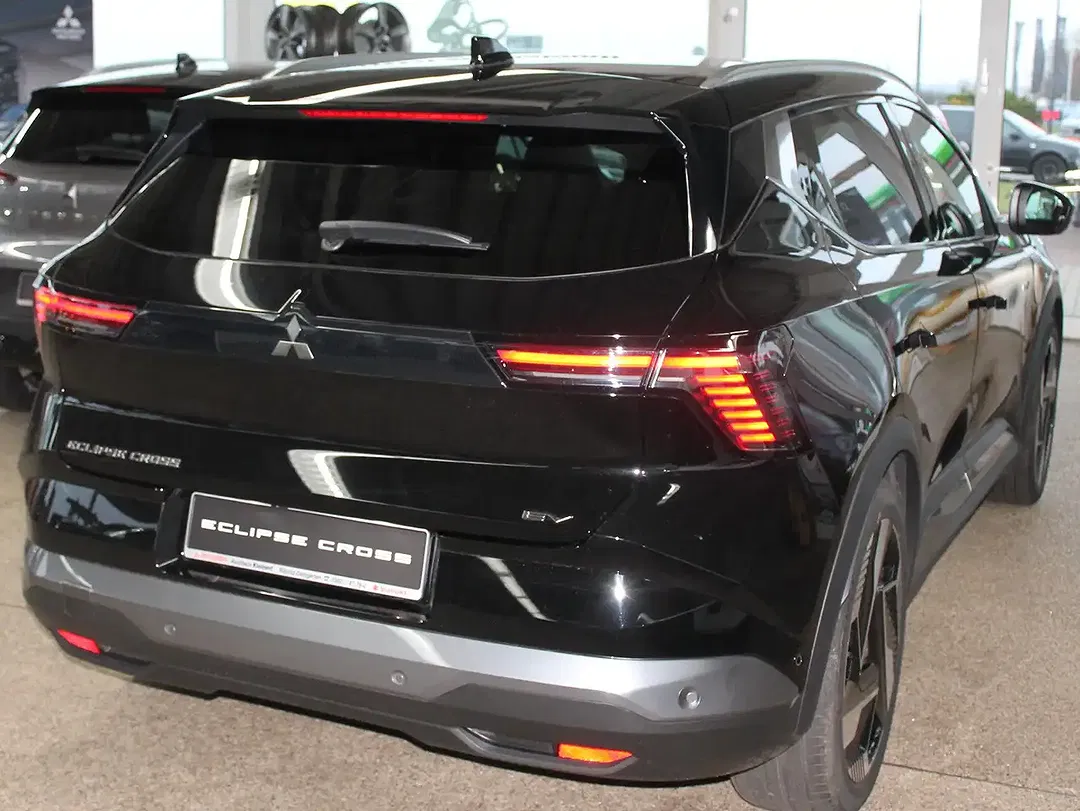 Mitsubishi Eclipse Cross - Thumbnail 3