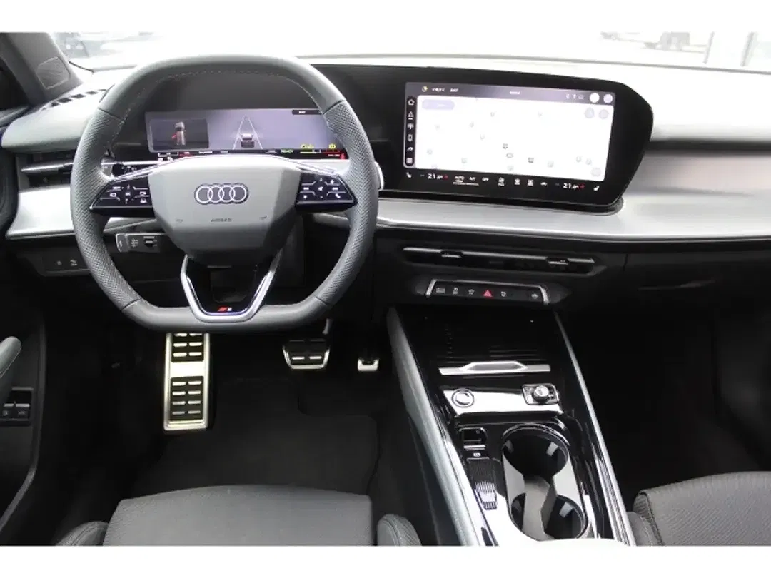 Audi Q3 - Thumbnail 12
