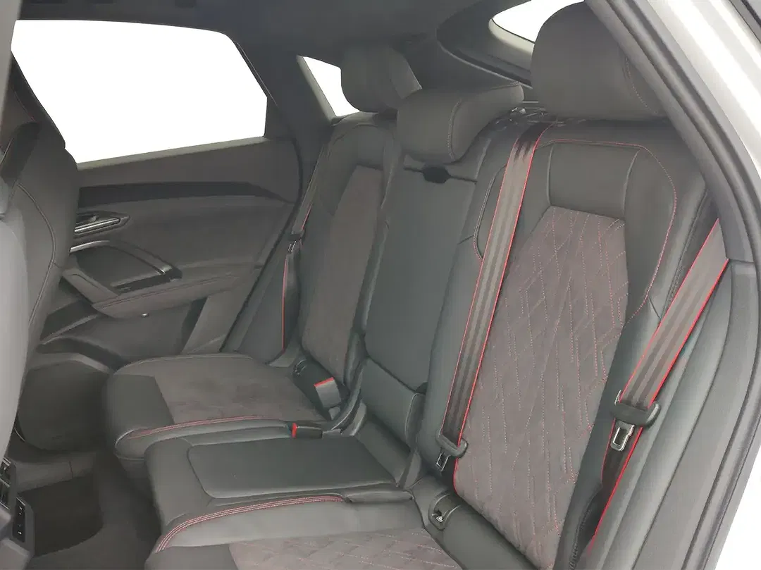 Audi SQ5 - Thumbnail 12