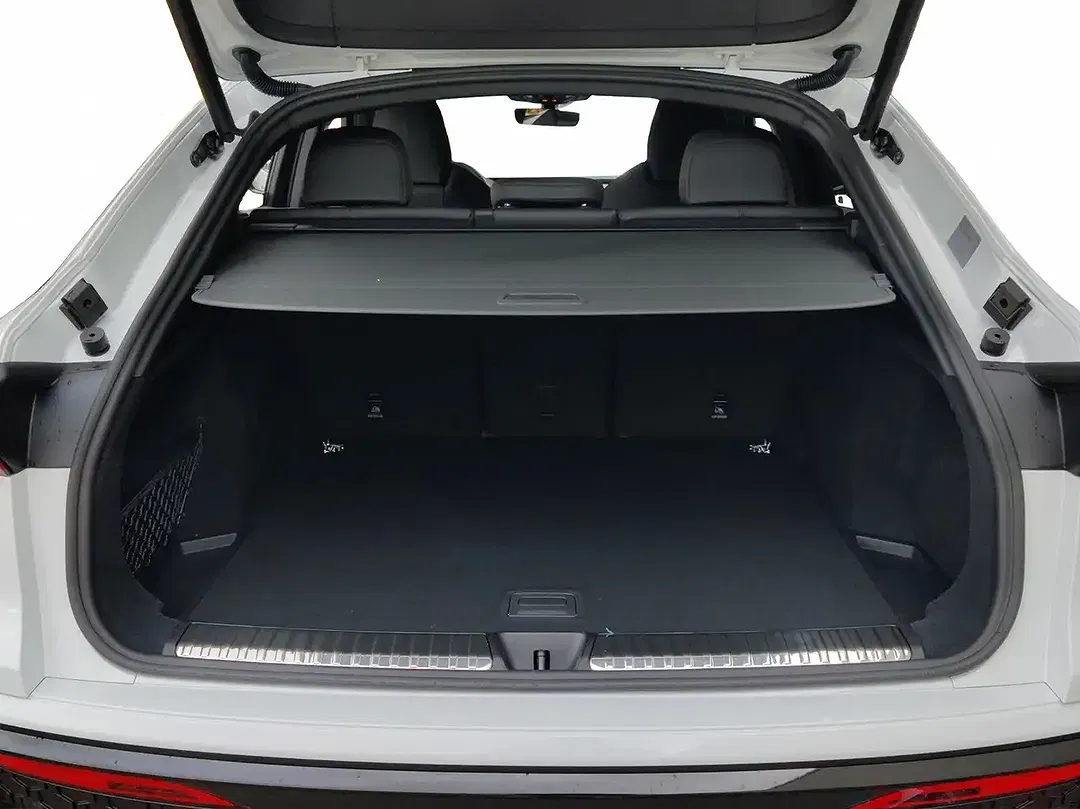 Audi SQ5 - Thumbnail 13