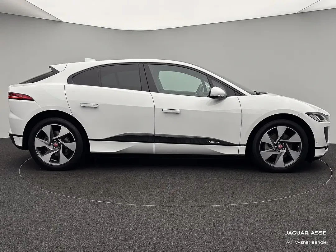 Jaguar I-Pace - Thumbnail 13