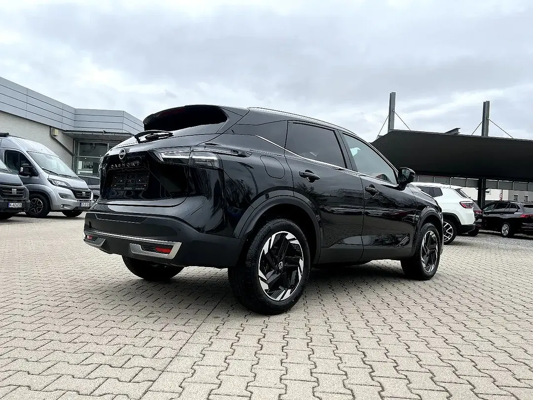 Nissan Qashqai - Thumbnail 4
