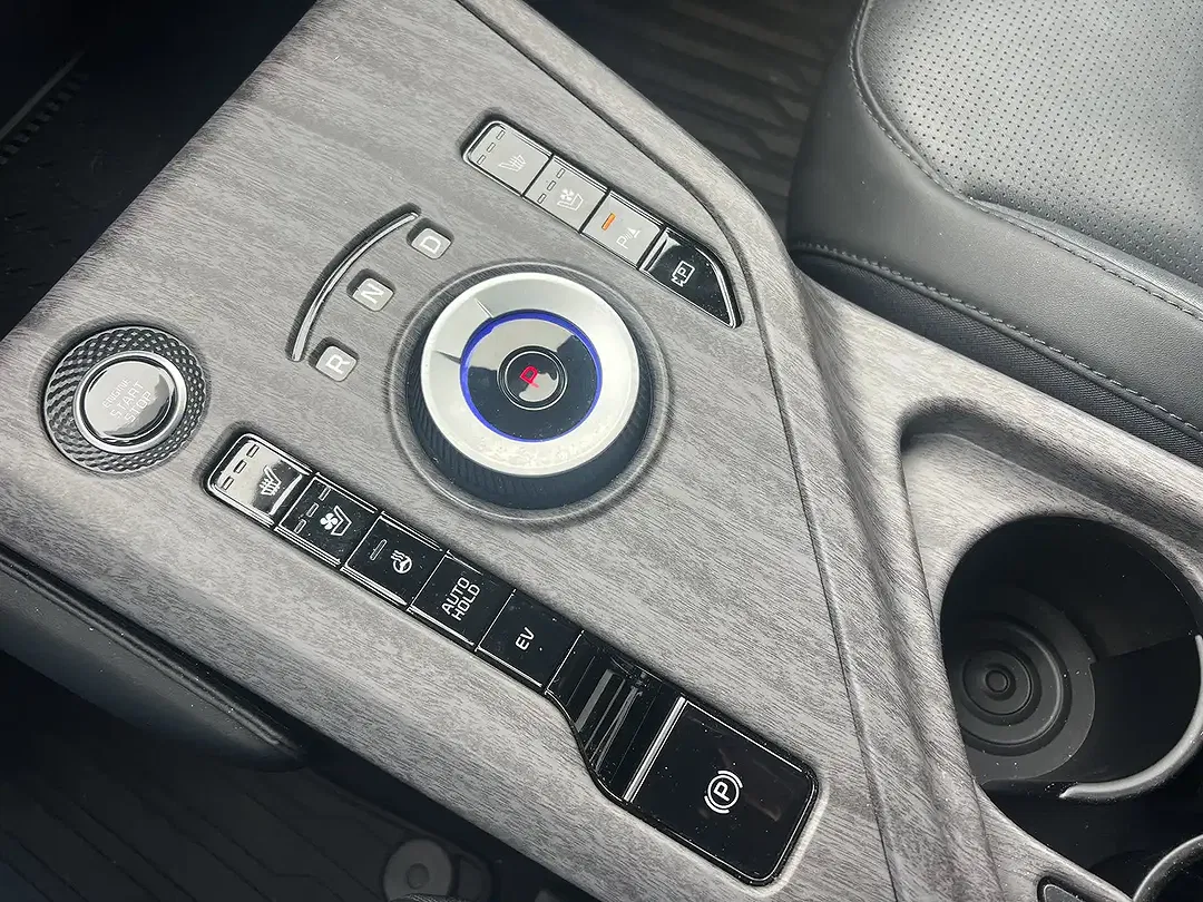 Kia Niro - Thumbnail 11