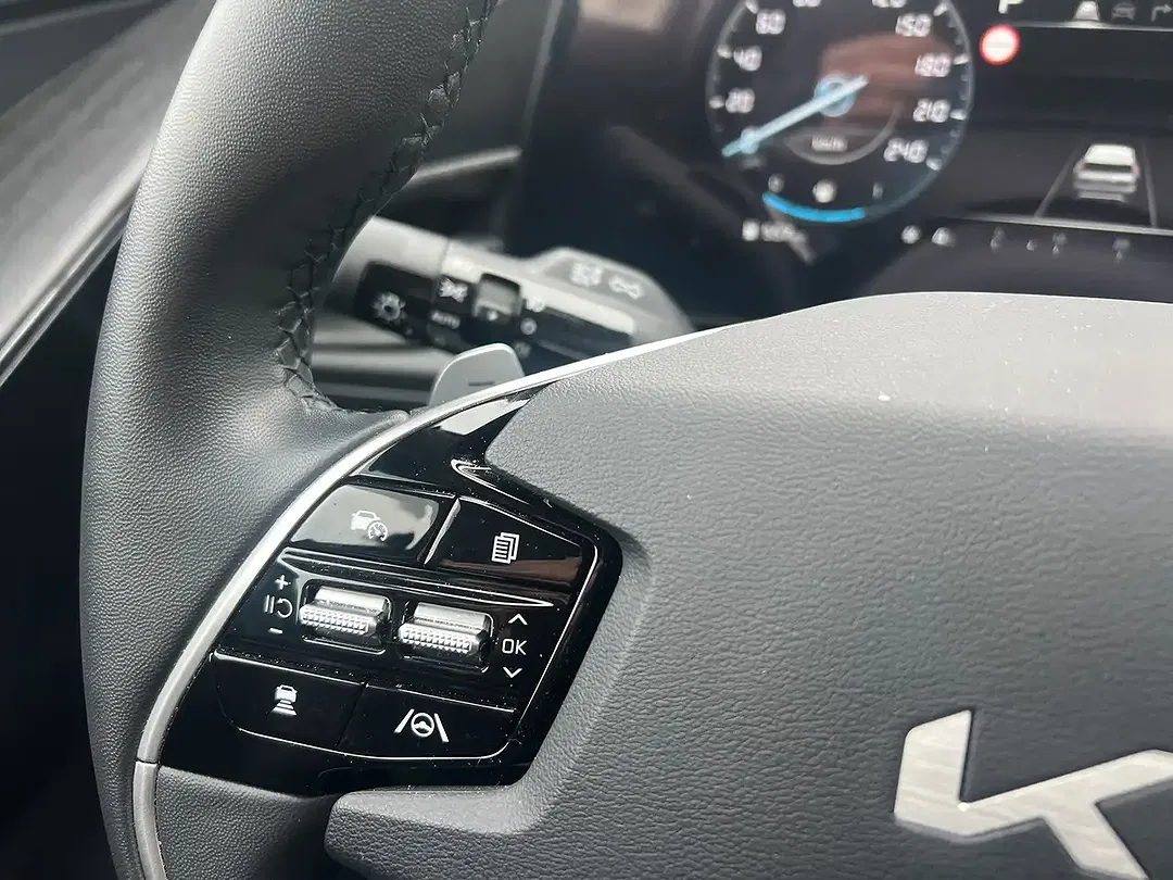Kia Niro - Thumbnail 14