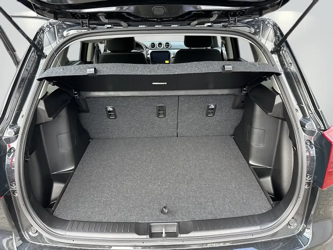 Suzuki Vitara - Thumbnail 9