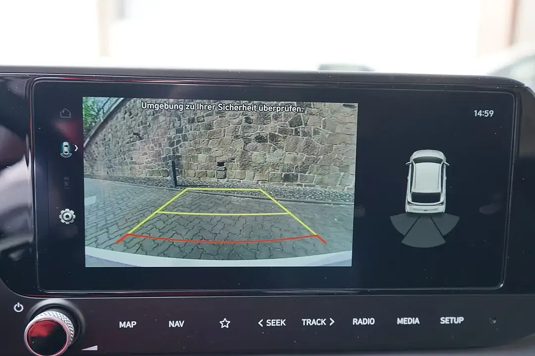 Hyundai i20 - Thumbnail 13