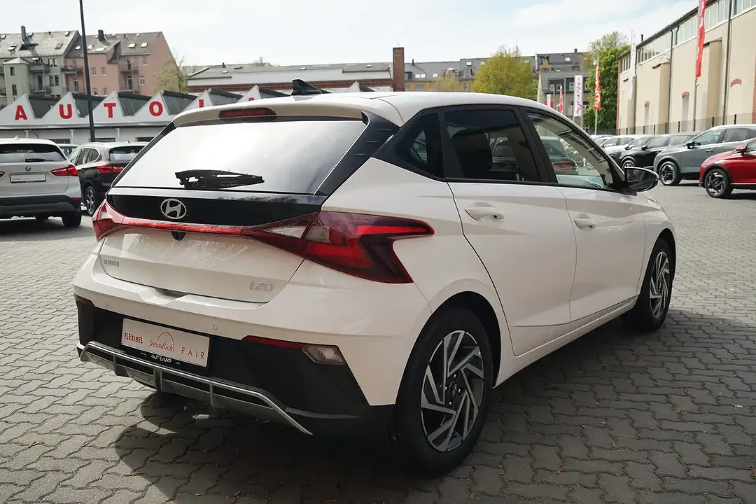 Hyundai i20 - Thumbnail 5