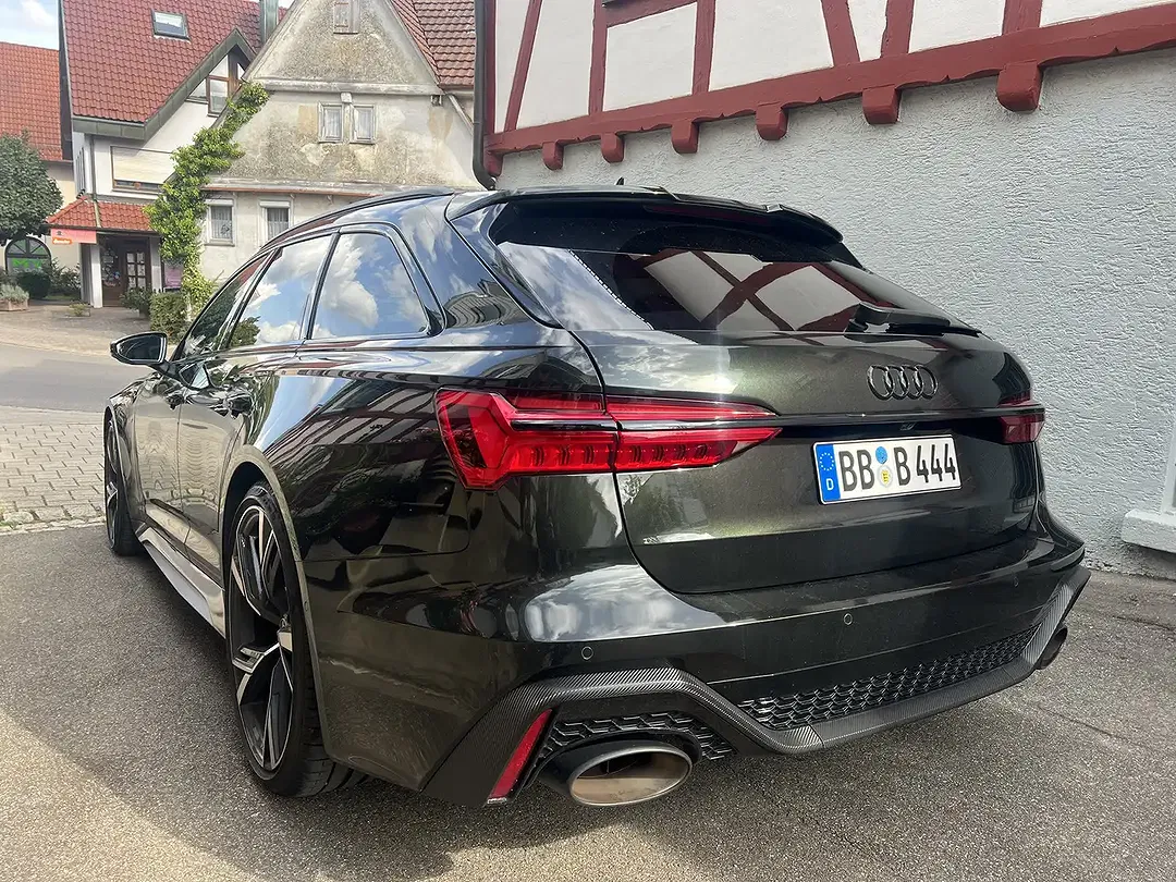Audi RS6 - Thumbnail 10